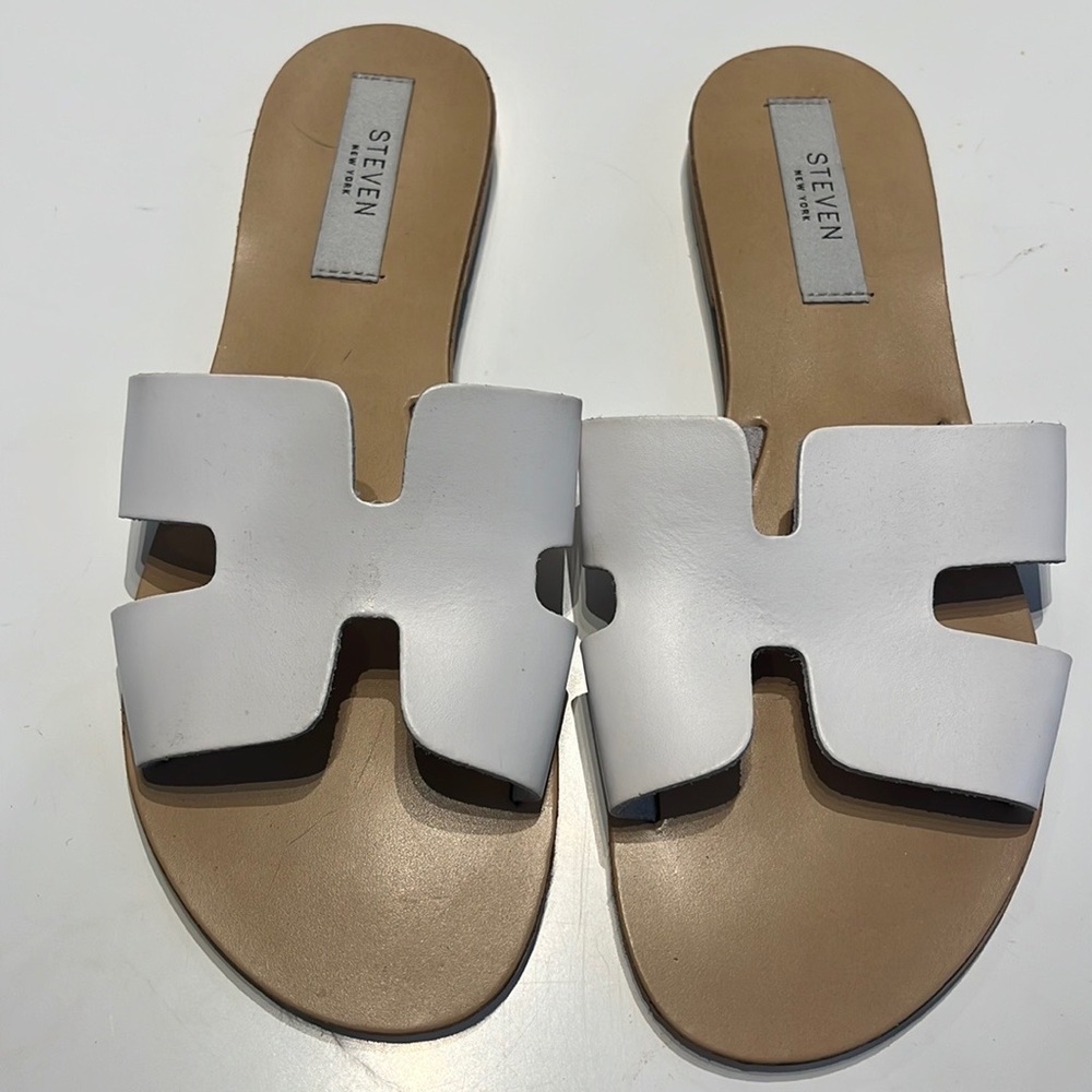 Steven by Steve Madden white sandals